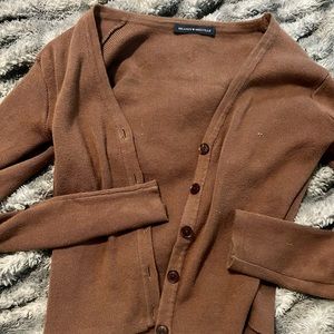 brandy melville sweater